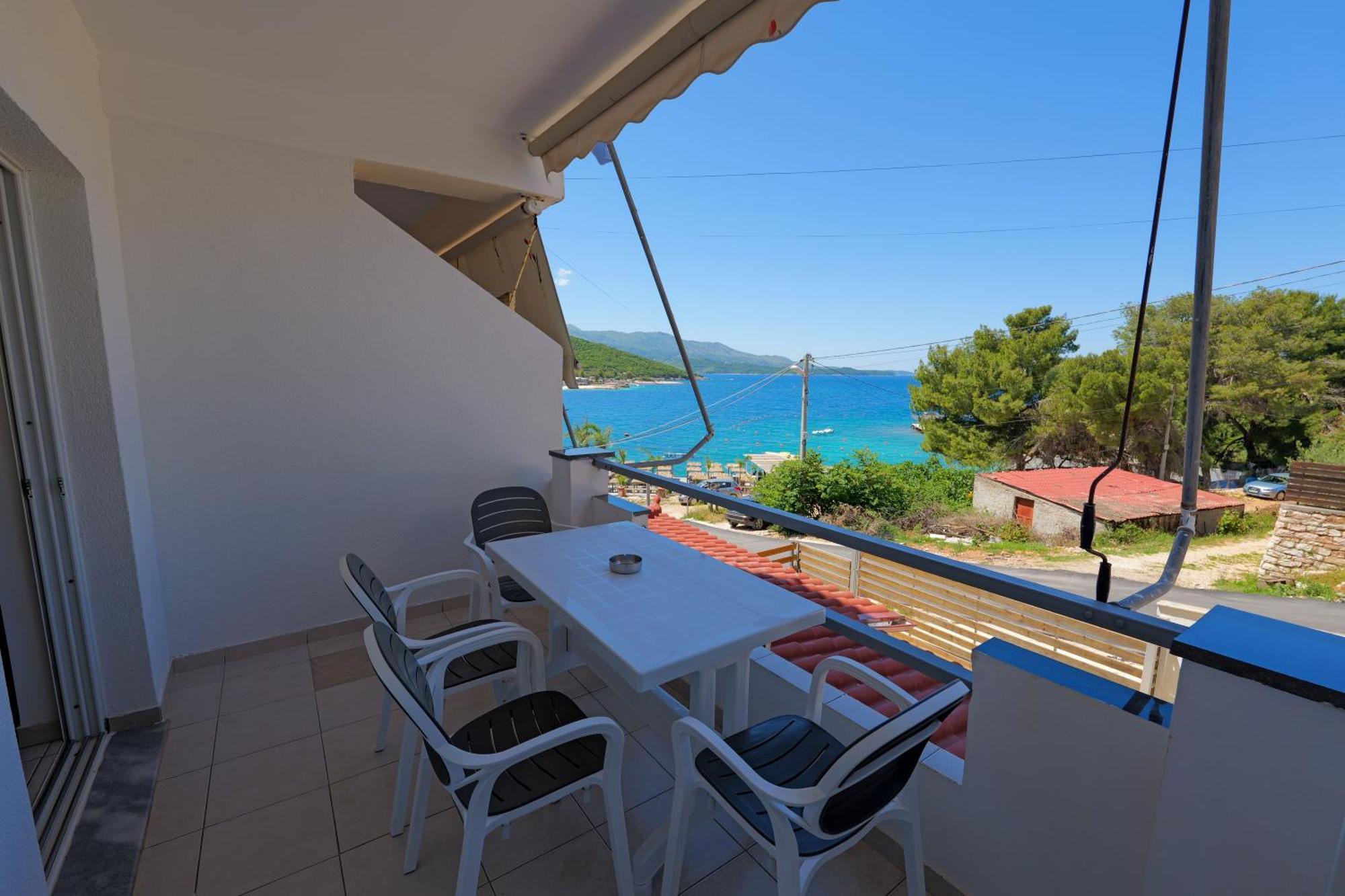 Livia'S Guesthouse Ksamil Exterior photo