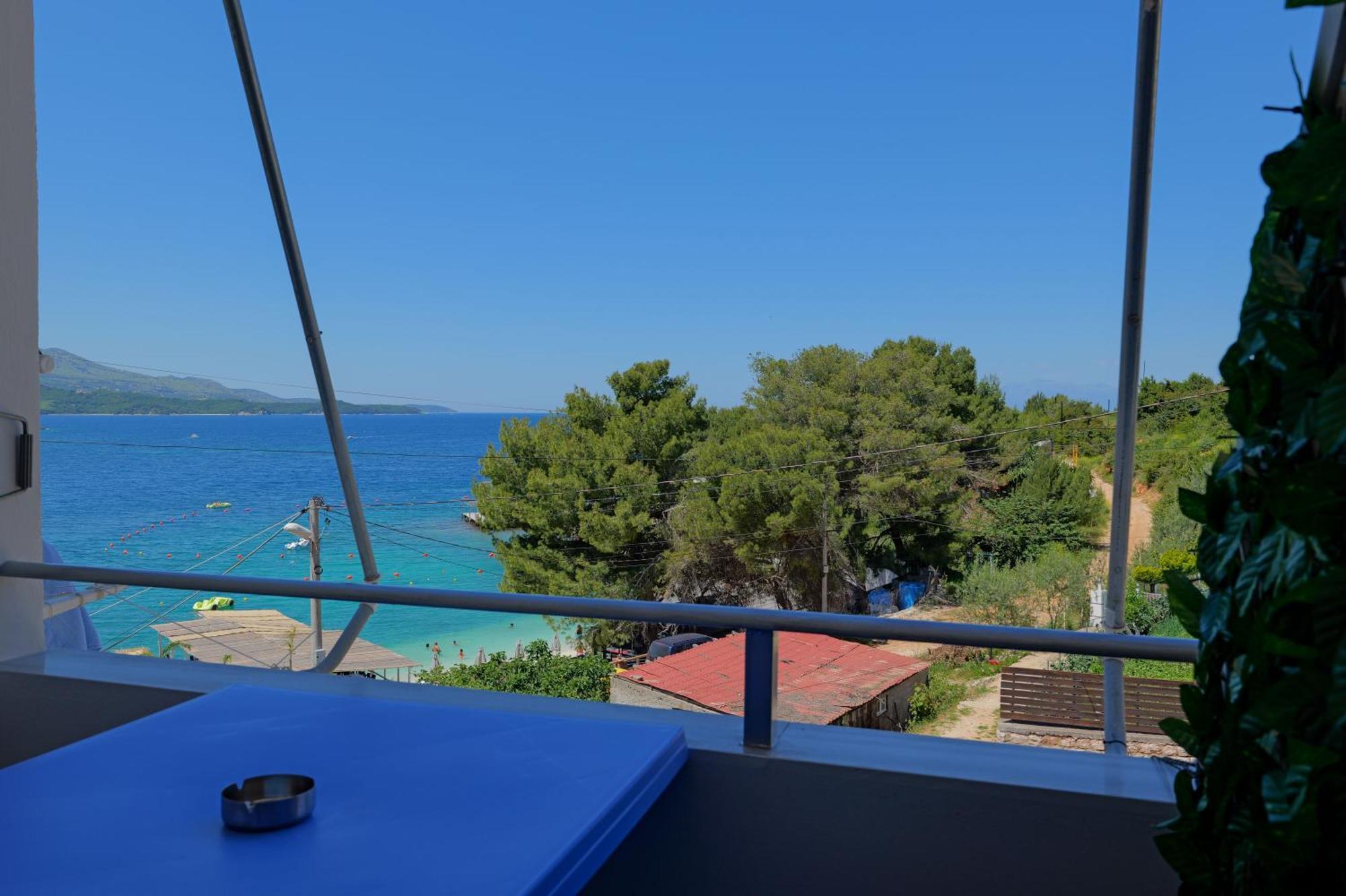 Livia'S Guesthouse Ksamil Exterior photo